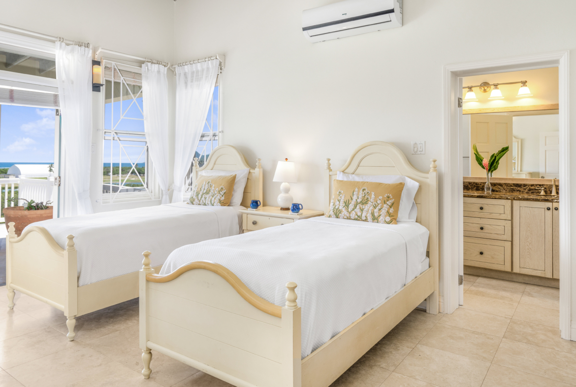 Sunrise hills upper level second bedroom