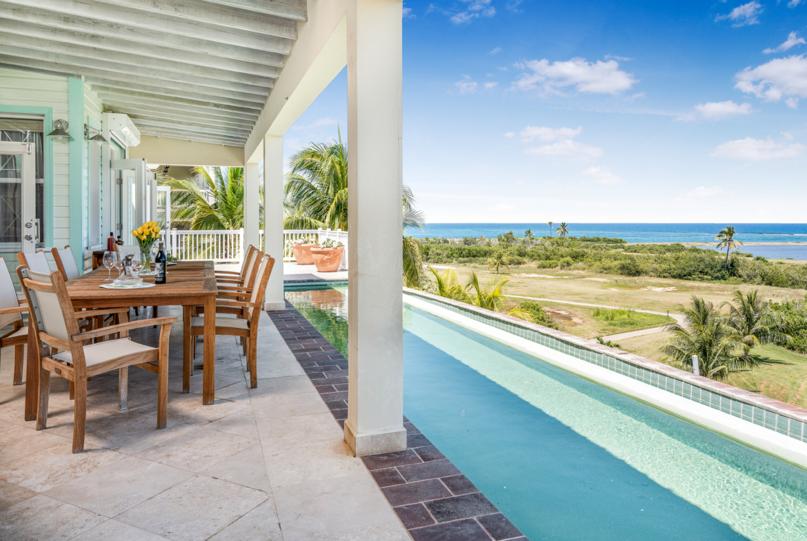 Sunrise hill - upper level pool deck